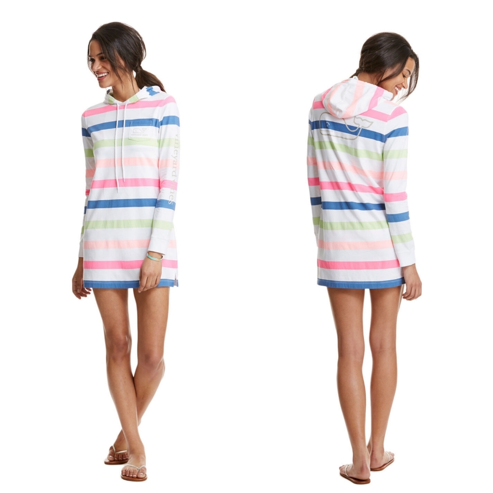 Vineyard Vines long sleeve hoodie cover up -size M